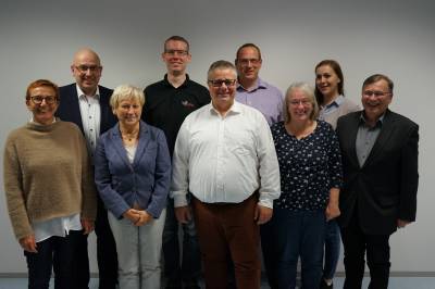 V.l.n.r.: Erna Rokopf, Dietmar Theisen, Inge Eckmann, Marcus Milligan, Joachim Schledt, Stefan Schlusen, Renate Willmann, Katharina Thomas, Gnter Willmann